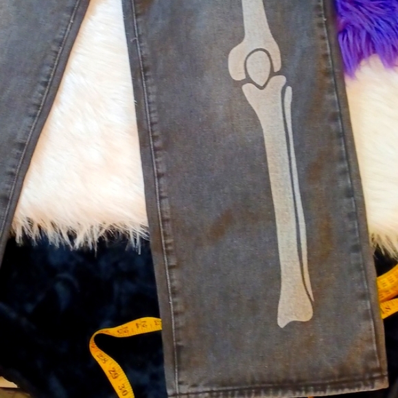 DOLLSKILL TRICKZ N TREATZ XXL WIDE LEG HIGH WAISTED PANTS SKELETON BONES GREY - Picture 4 of 14